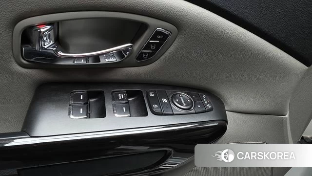 Kia The New Carnival id 4543224 из Кореи 29