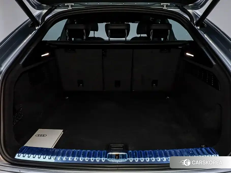 Audi Q8 id 4644719 из Китая 29