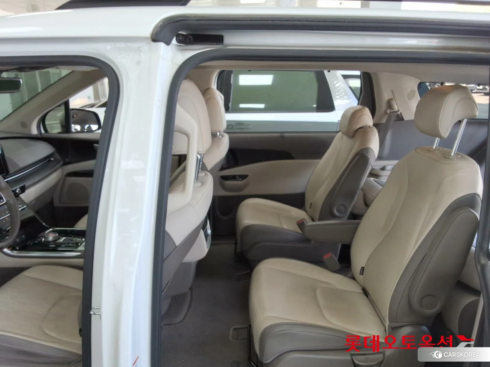 Kia Carnival id 4674159 из Кореи 29