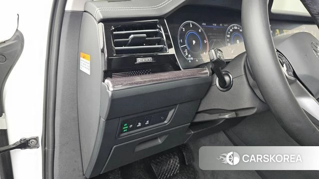 Volkswagen Touareg 3rd generation id 4500084 из Кореи 29