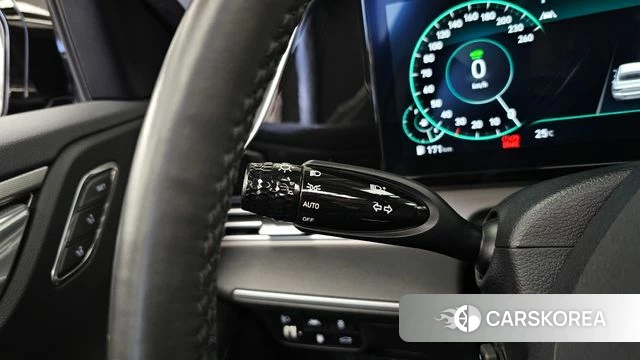 Hyundai The New Grandeur IG Hybrid id 4935881 из Кореи 29