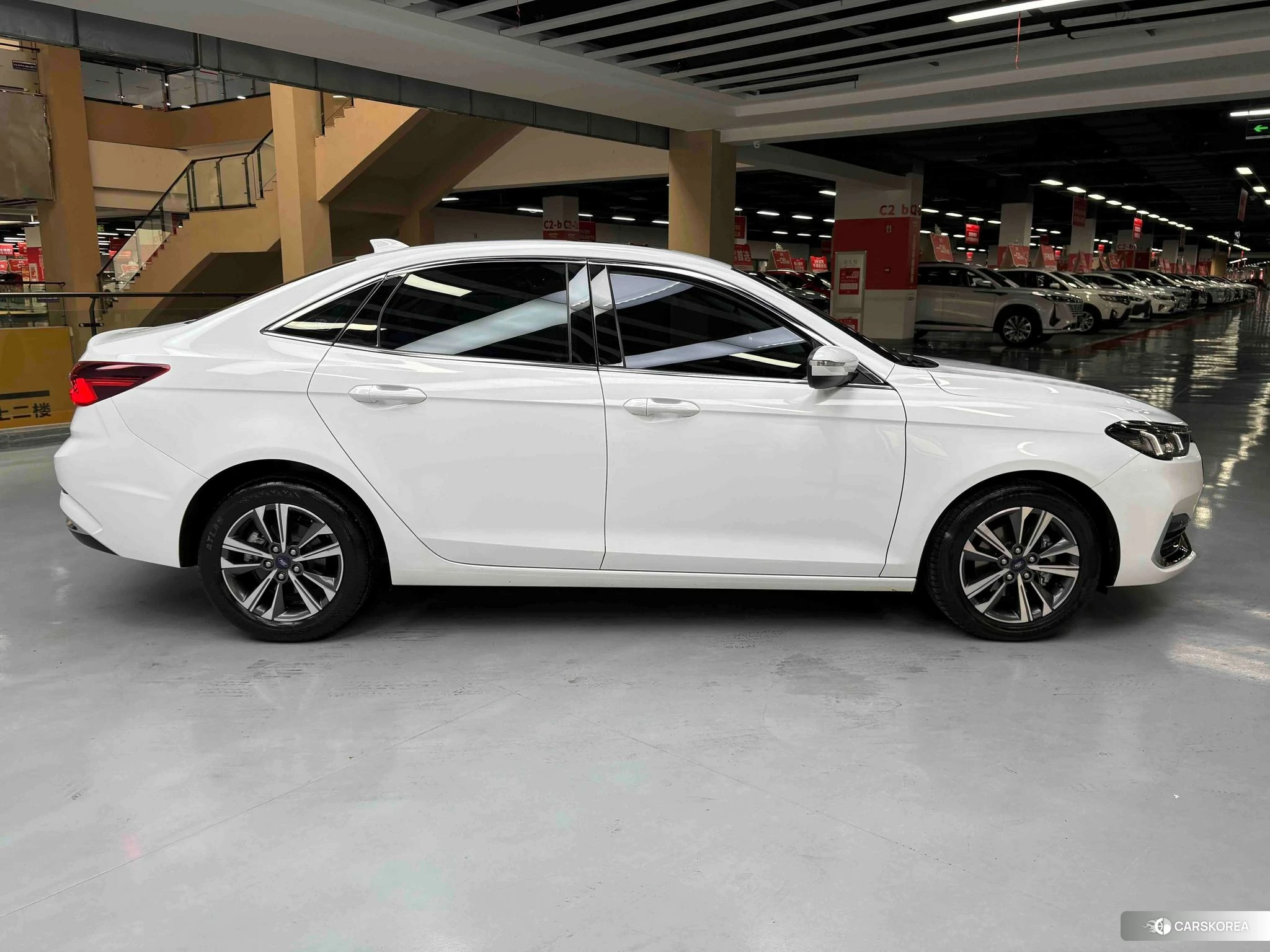 Ford Forrest id 4513942 из Китая 29