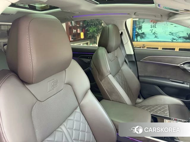 Audi A8 id 4208052 из Китая 29
