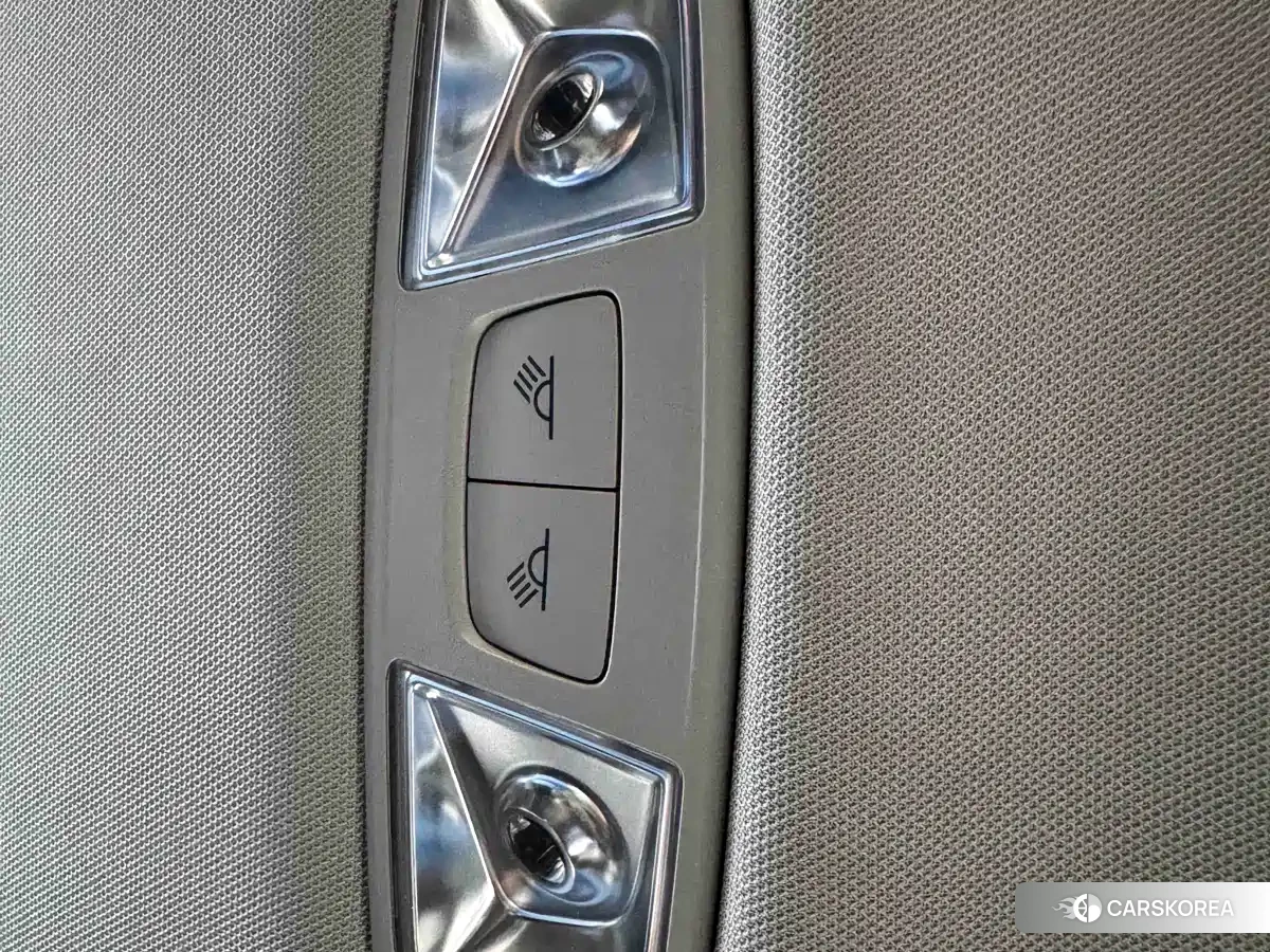 Audi Q2L id 4679870 из Китая 29