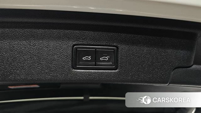 Volkswagen Touareg 3rd generation id 4708033 из Кореи 29