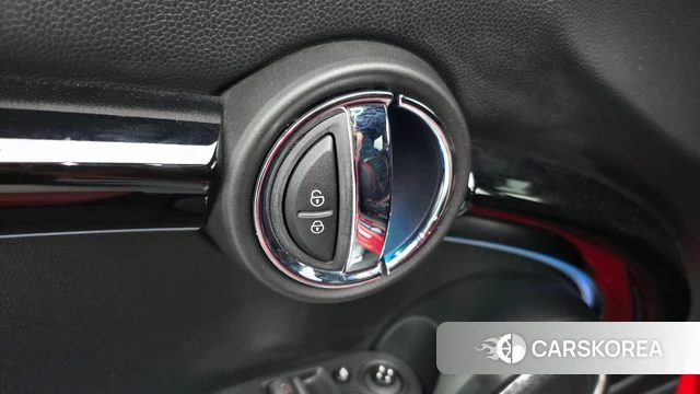 Mini Cooper S id 4849605 из Кореи 29