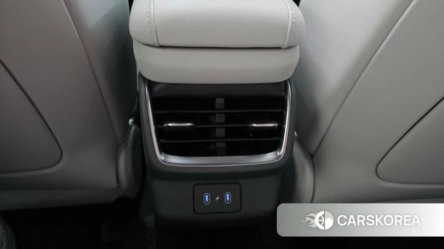 Hyundai Grandeur Hybrid (GN7) id 4940827 из Кореи 29