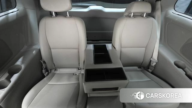 Kia The New Carnival id 4667624 из Кореи 29