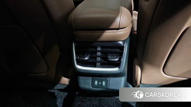 Hyundai Grandeur Hybrid (GN7) id 4686807 из Кореи 29