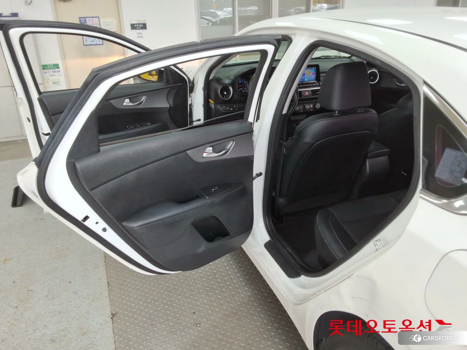 Kia K3 id 3875780 из Кореи 29