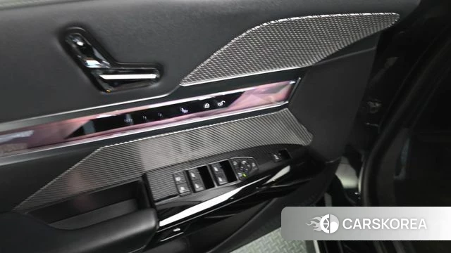 BMW 7 Series (G70) id 4185896 из Кореи 29