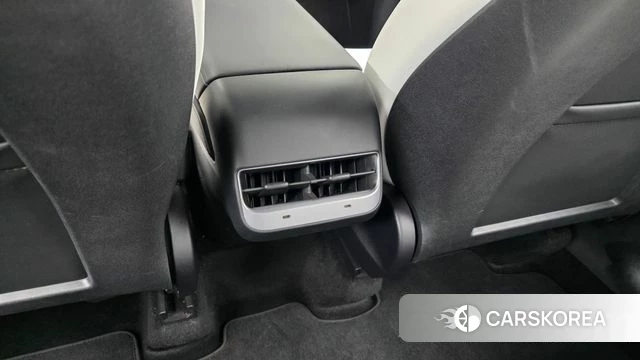 Tesla Model Y id 4315625 из Кореи 29