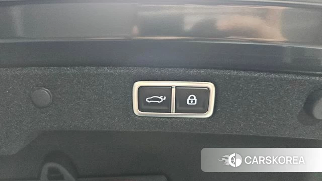 Hyundai Grandeur Hybrid (GN7) id 4700435 из Кореи 29
