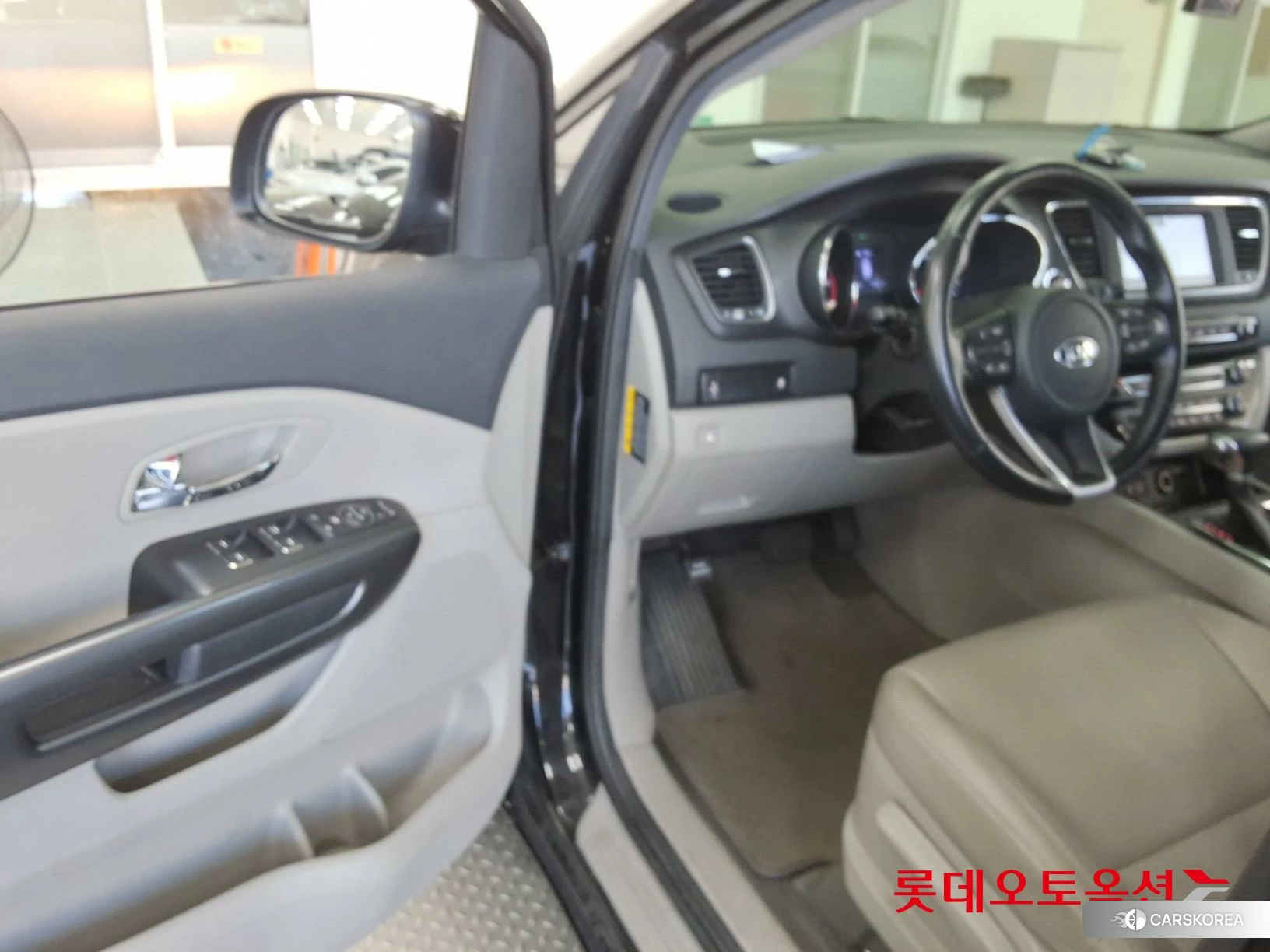 Kia Carnival id 4679358 из Кореи 29