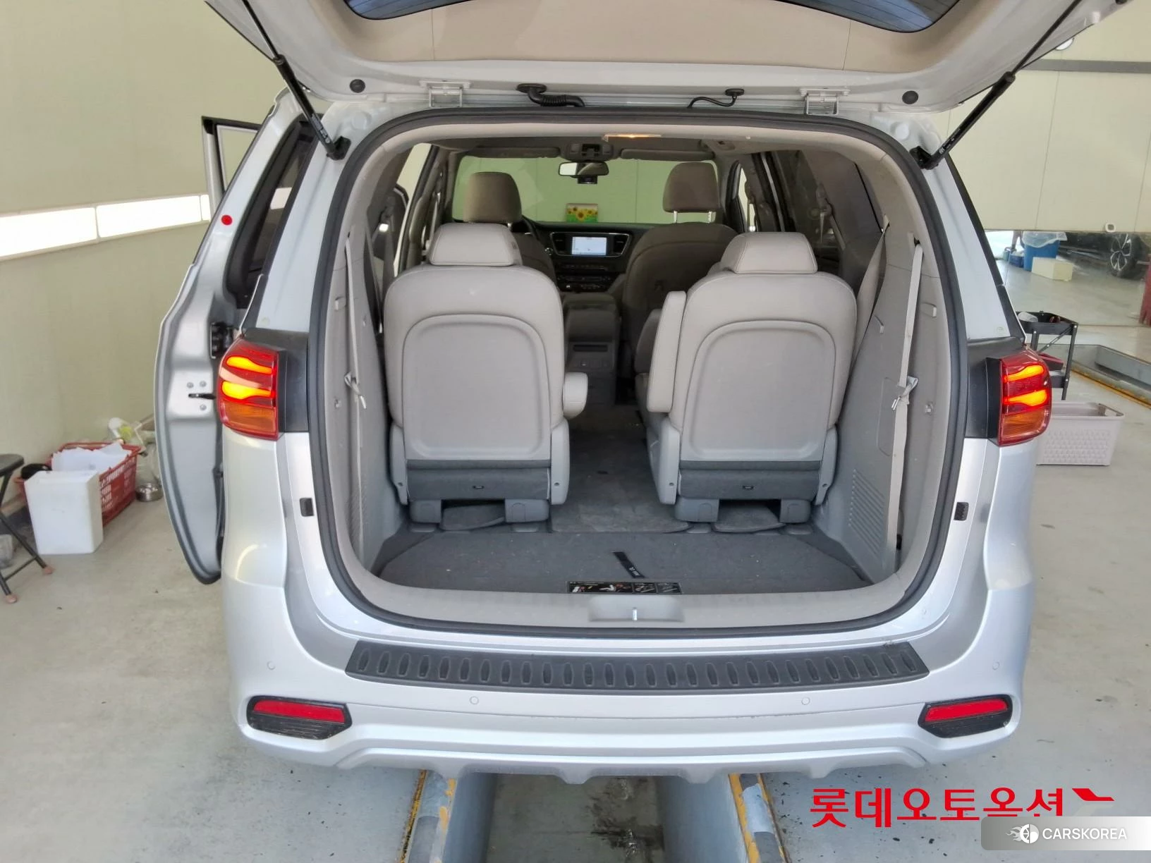 Kia Carnival id 4679381 из Кореи 29