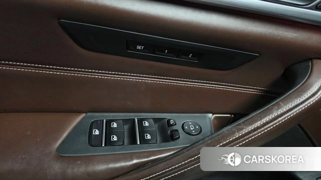 BMW 5 Series (G30) id 4865536 из Кореи 29