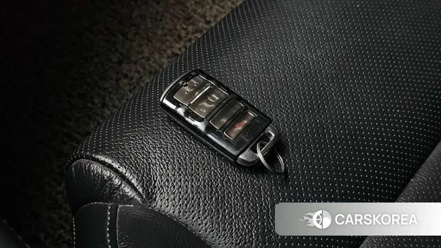 Kia All New K7 Hybrid id 4770674 из Кореи 29