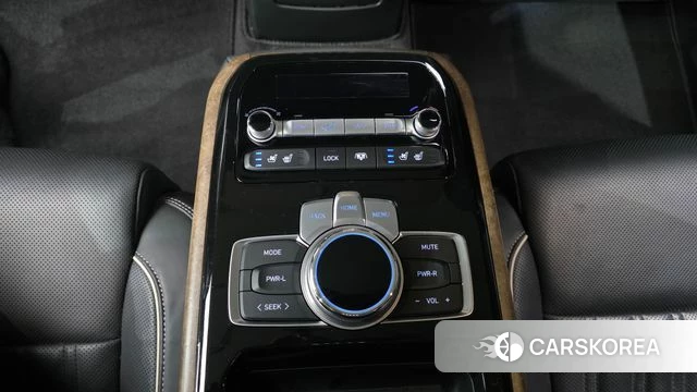 Genesis G90 id 4345035 из Кореи 29