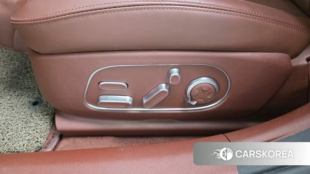 Genesis G90 (RS4) id 4675253 из Кореи 29
