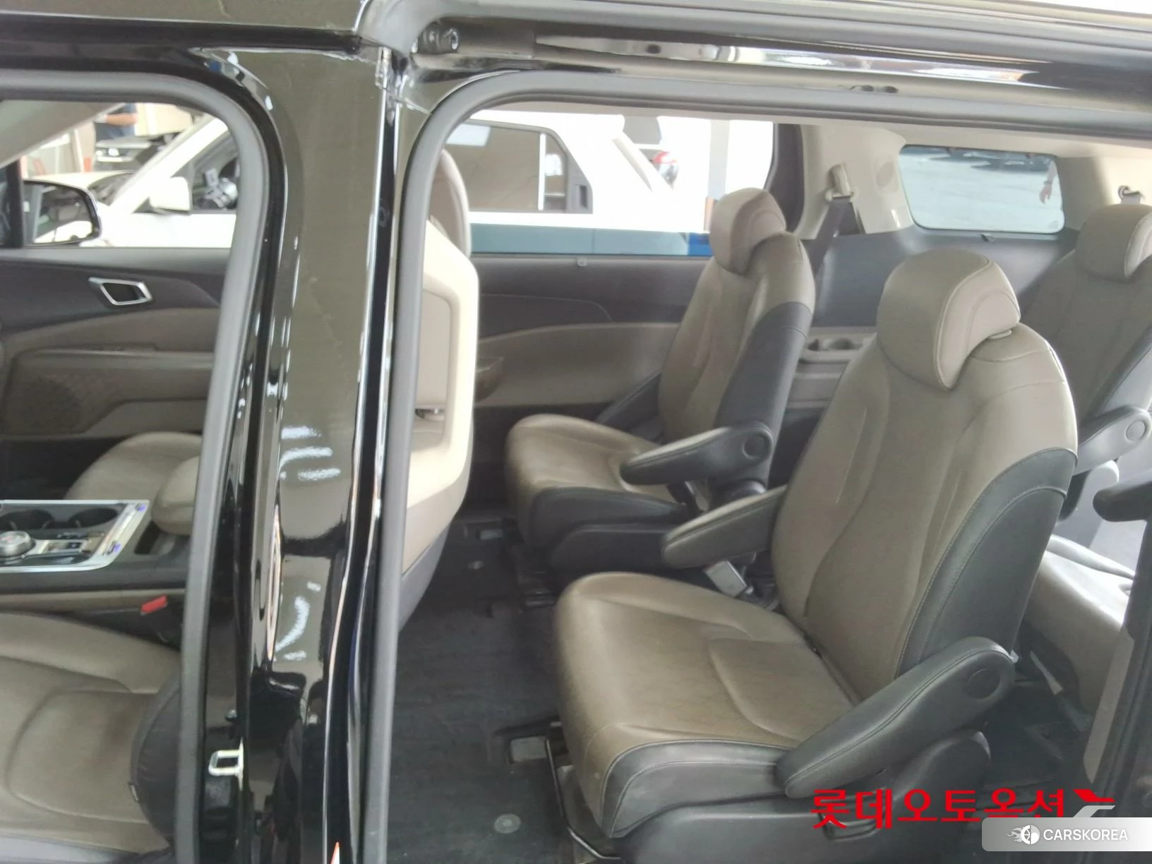 Kia Carnival Hybrid id 4347399 из Кореи 29