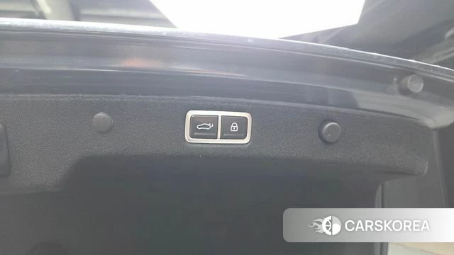Hyundai Grandeur Hybrid (GN7) id 4516723 из Кореи 29