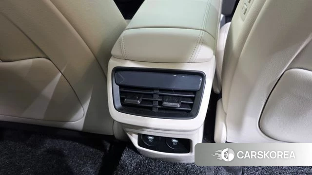 Kia The New K8 Hybrid id 4432315 из Кореи 29