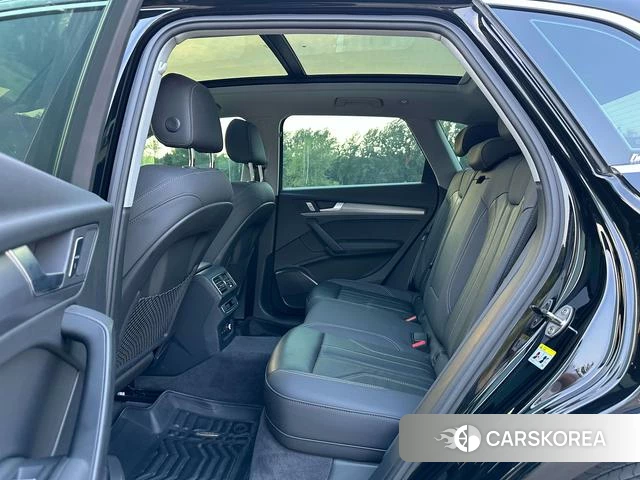 Audi Q5L id 4313842 из Китая 29