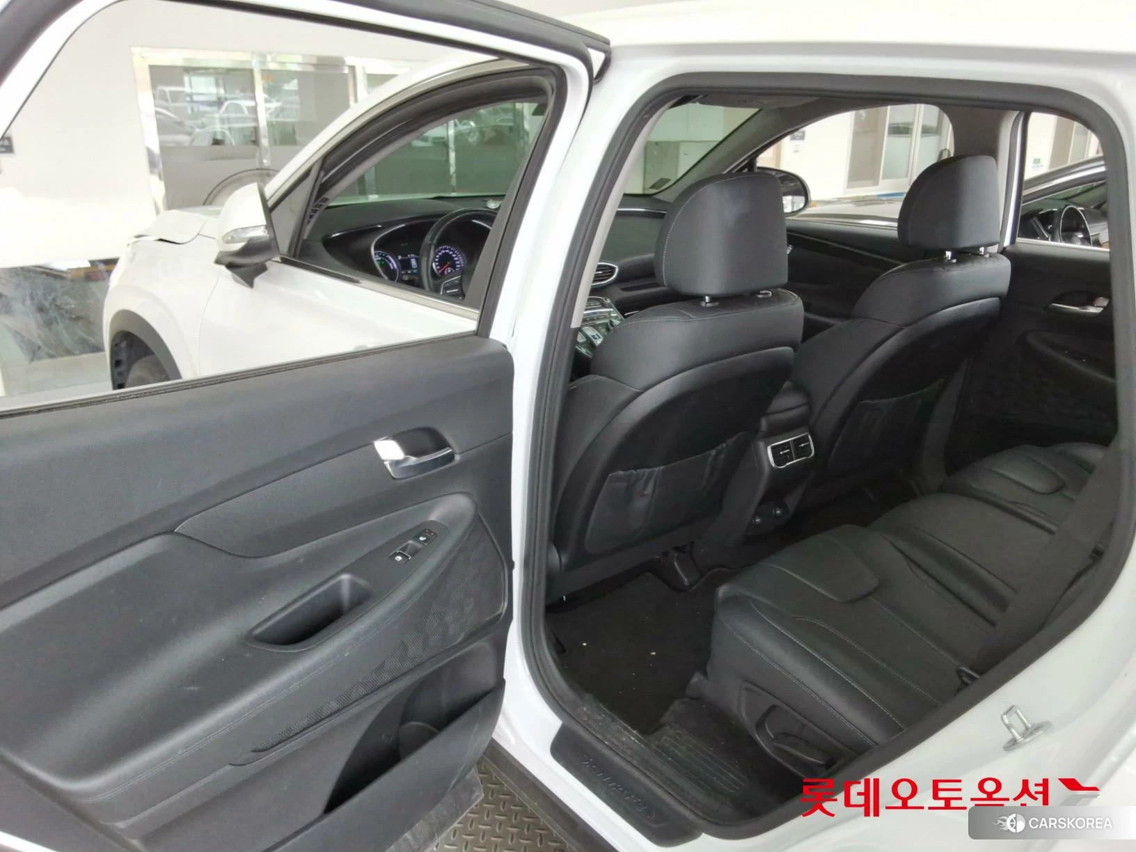 Hyundai Santa Fe Hybrid id 4498408 из Кореи 29