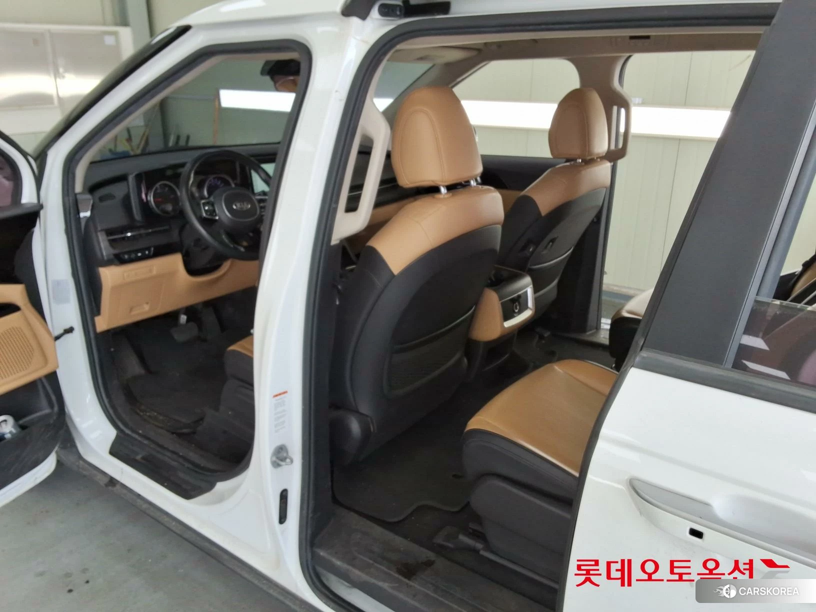 Kia Carnival id 3882122 из Кореи 29