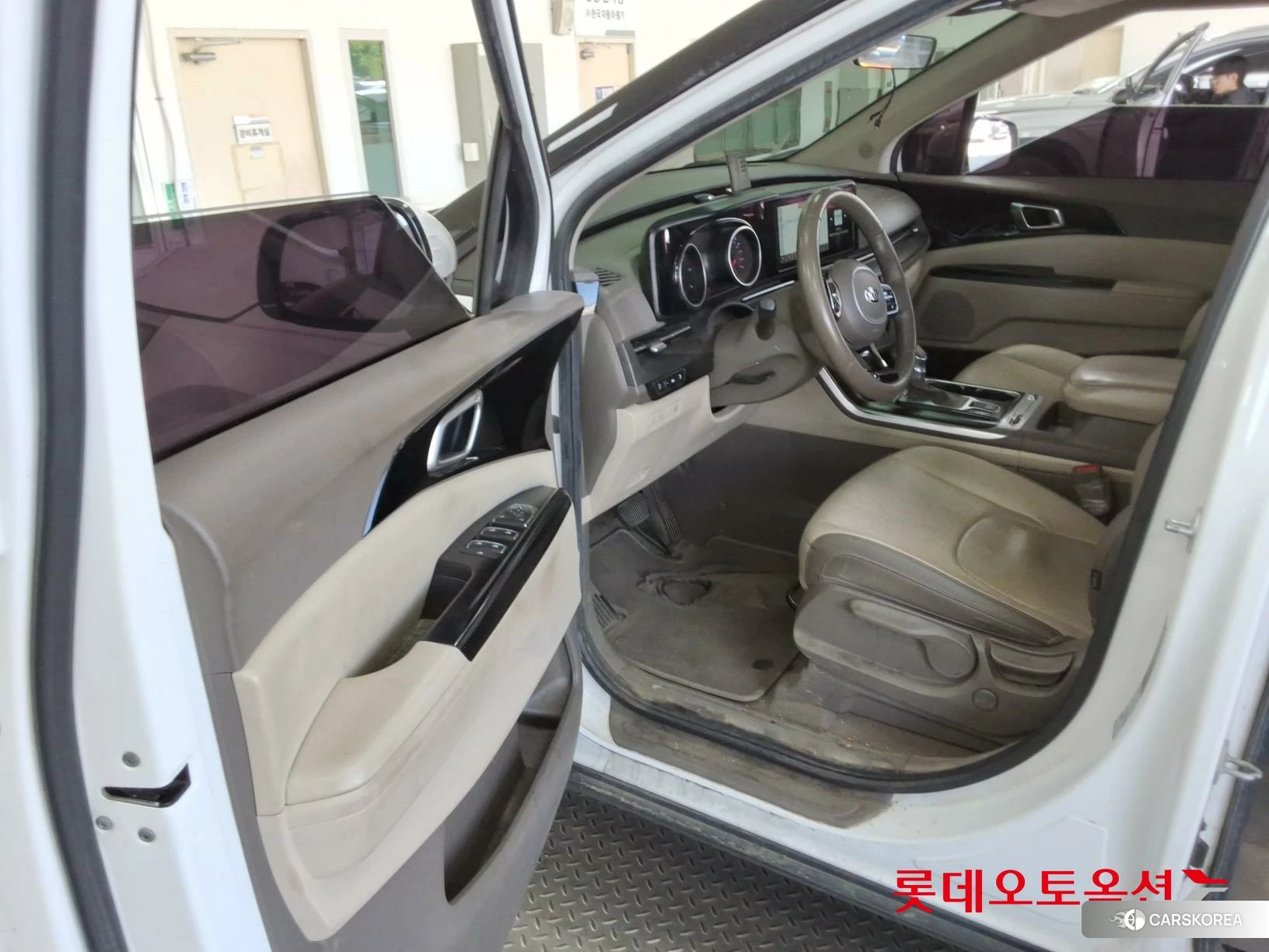 Kia Carnival id 4296886 из Кореи 29