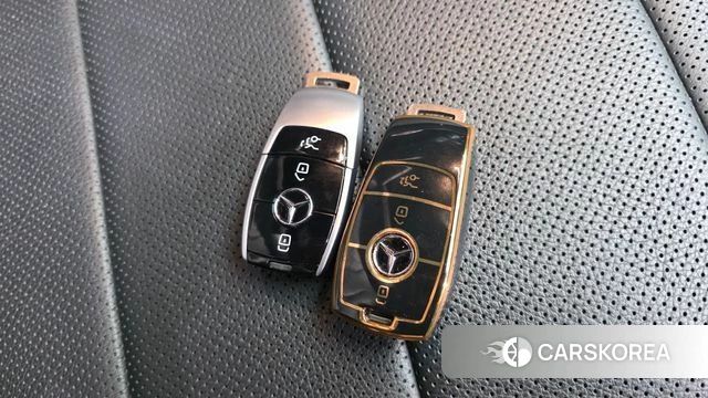 Mercedes-Benz E-Class W213 id 4188626 из Кореи 29