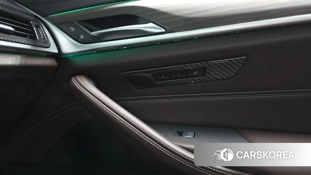 BMW 5 Series (G30) id 4698209 из Кореи 29