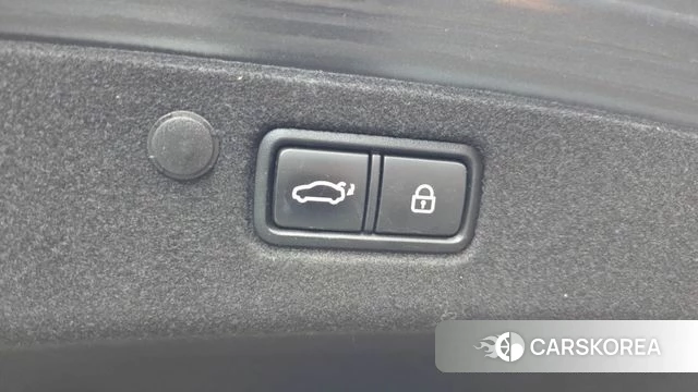 Hyundai The New Grandeur IG id 4410445 из Кореи 29