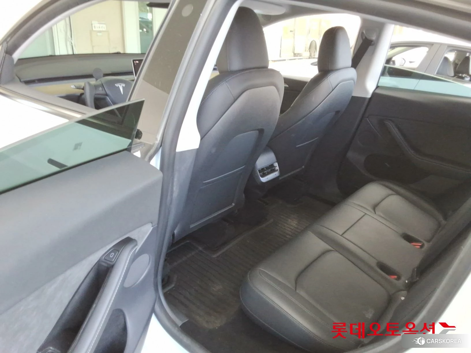 Tesla Model Y RWD id 4909363 из Кореи 29