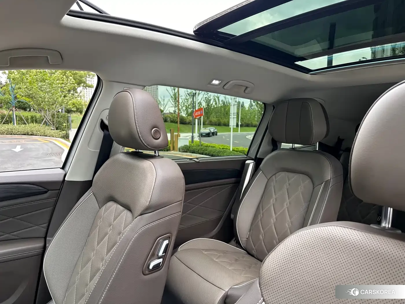 Volkswagen Viloran id 4547335 из Китая 29
