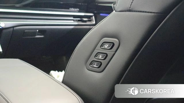Hyundai Grandeur Hybrid (GN7) id 4871094 из Кореи 29