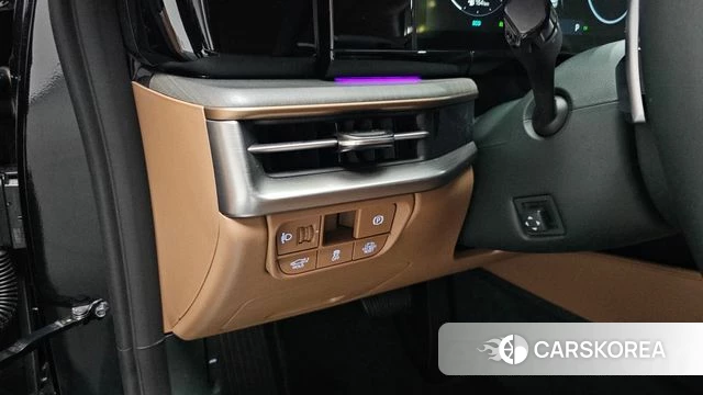 Hyundai Grandeur Hybrid (GN7) id 4315476 из Кореи 29