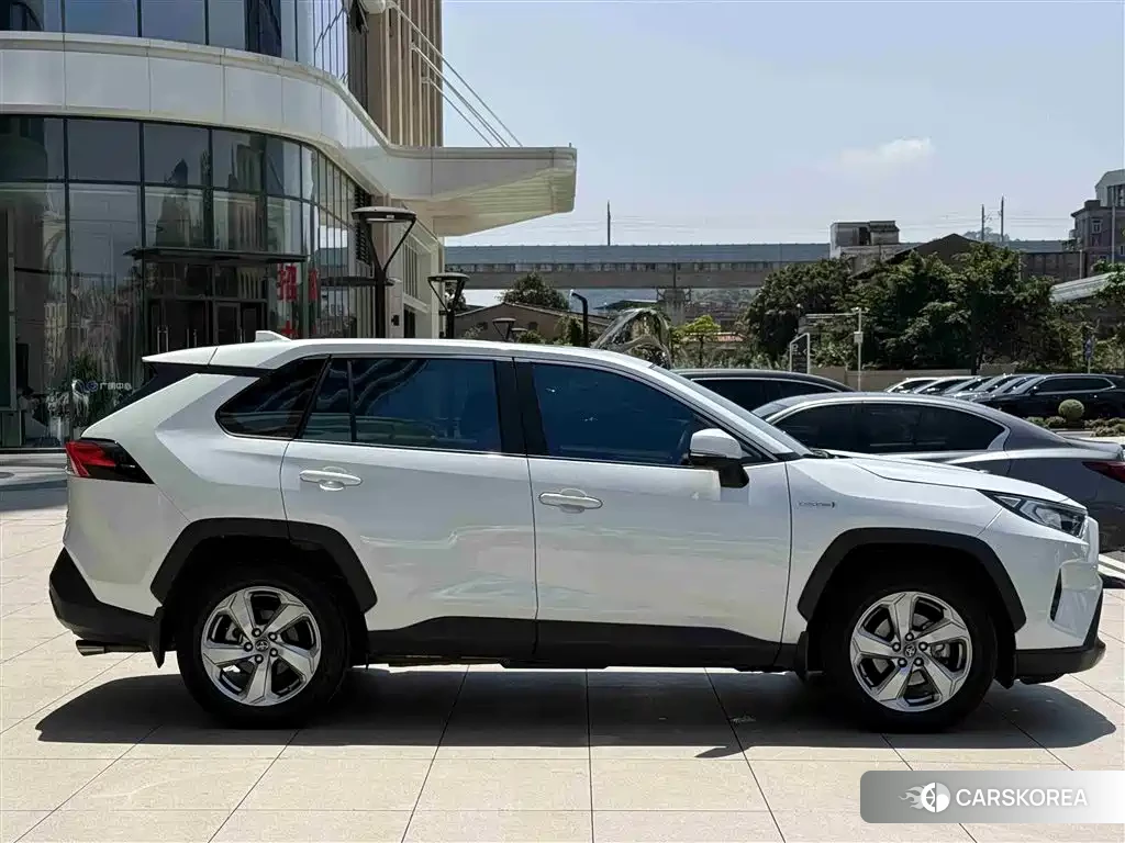 Toyota RAV4 id 4680612 из Китая 29