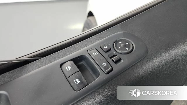 Hyundai Staria id 4292586 из Кореи 29