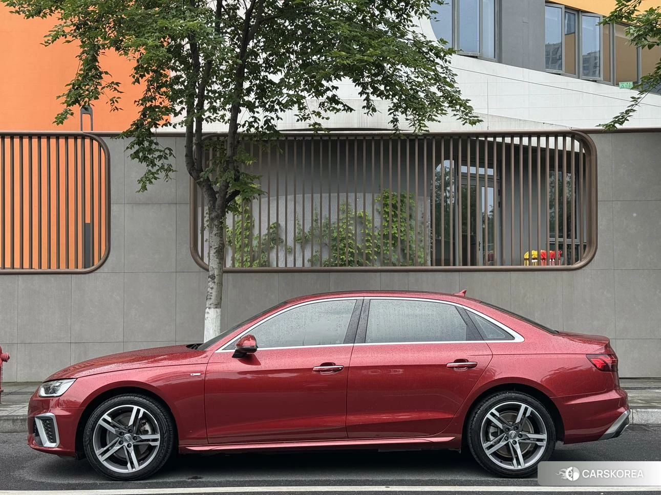 Audi A4L id 4467617 из Китая 29