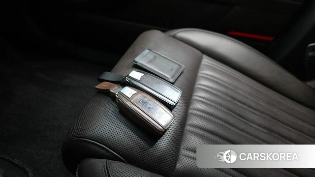 Genesis G90 id 4285139 из Кореи 29