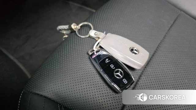 Mercedes-Benz E-Class W213 id 4637180 из Кореи 29