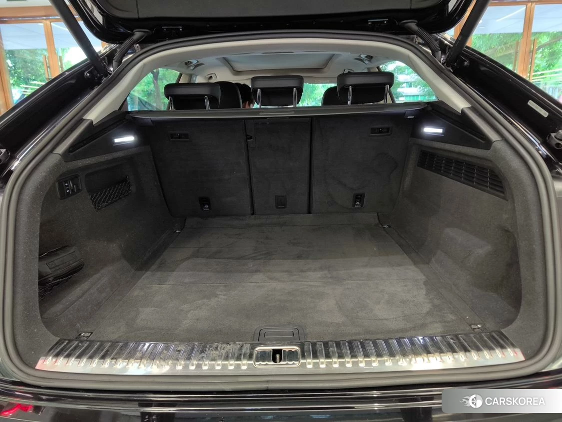 Audi Q8 id 4462112 из Китая 29