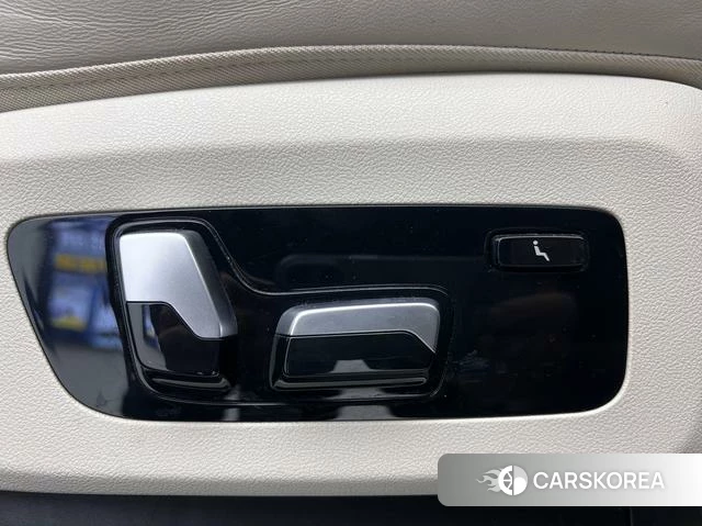 BMW X7 id 4273192 из Китая 29