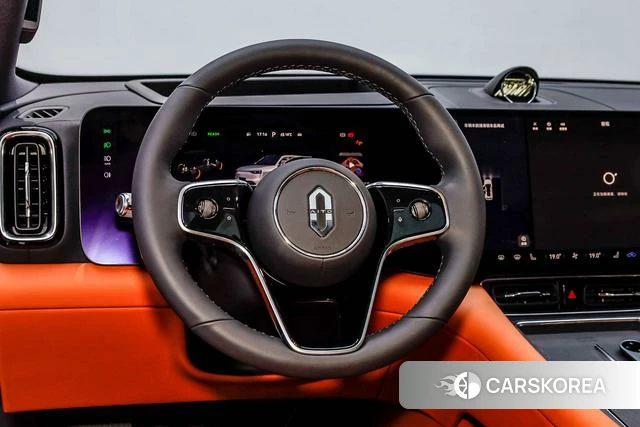 AITO Ask the world M8 id 3913817 из Китая 29