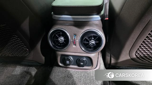 Kia Stinger Meister id 4848442 из Кореи 29