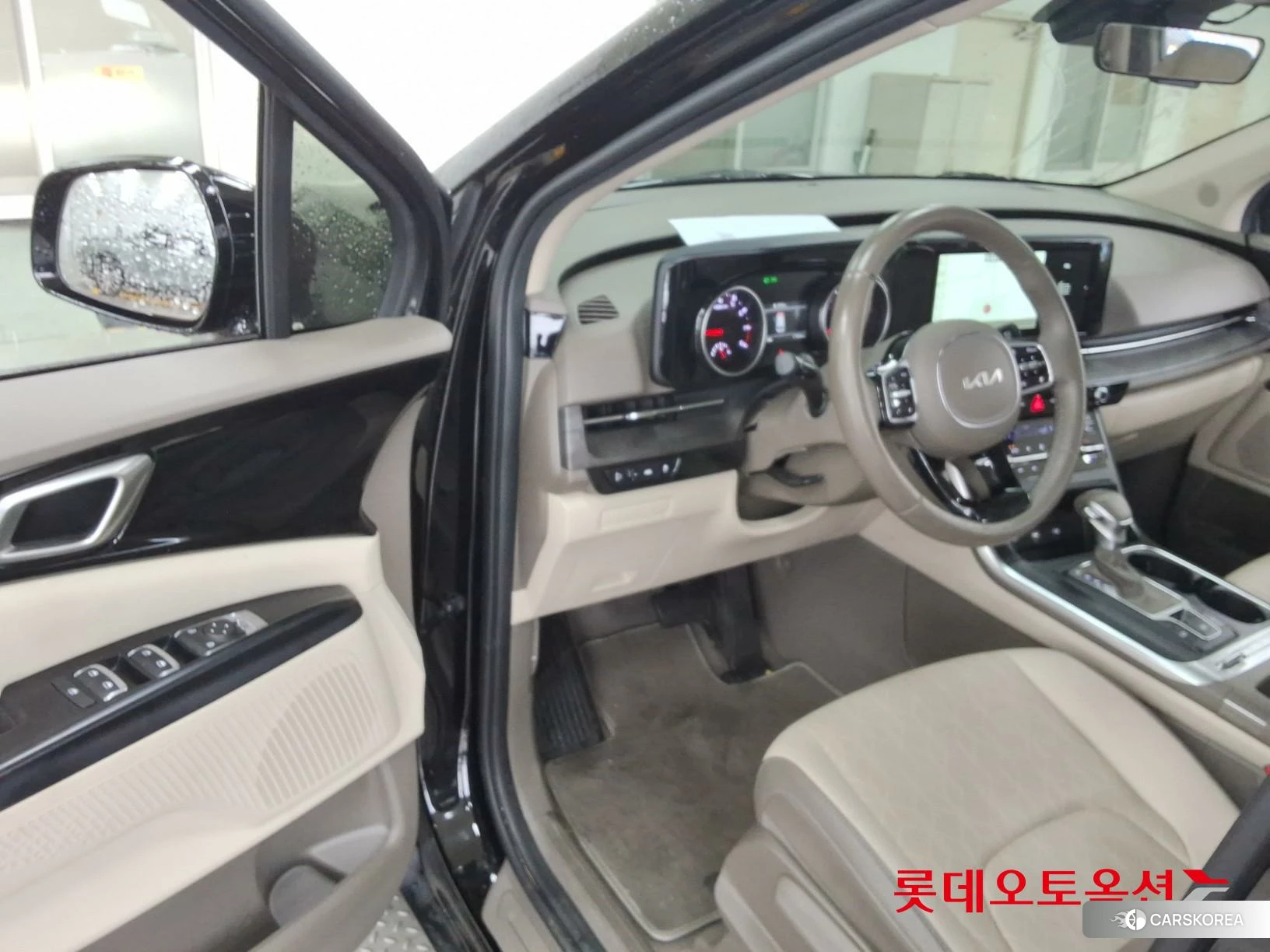 Kia Carnival id 4352383 из Кореи 29