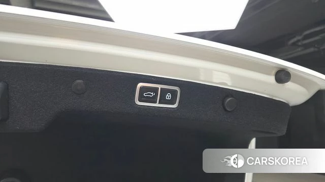 Hyundai Grandeur (GN7) id 4585021 из Кореи 29