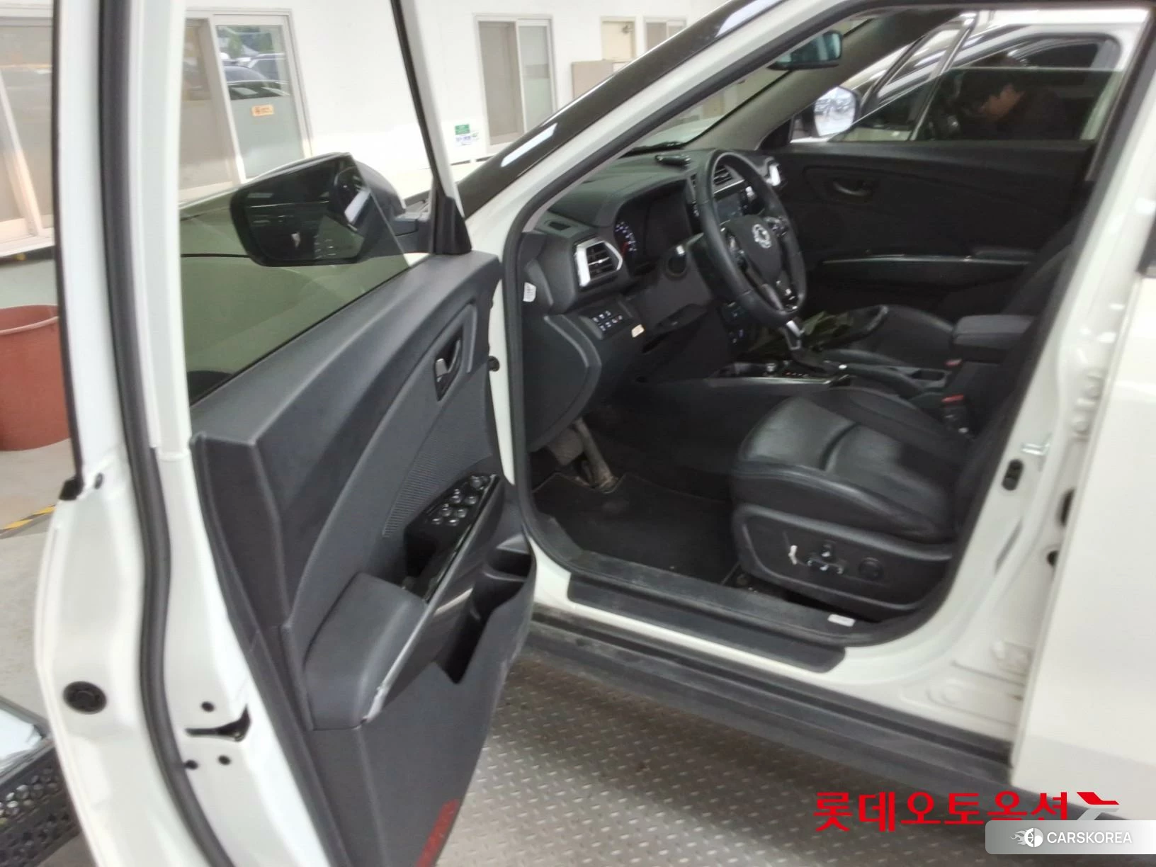 SsangYong Tivoli id 4352441 из Кореи 29