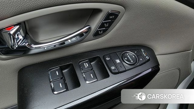 Kia All New Carnival id 4658498 из Кореи 29